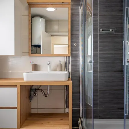 4 Schlafzimmer, 3 Badezimmer, Kueche, Wohnzimmer, Privater Pool, Grill Vodnjan