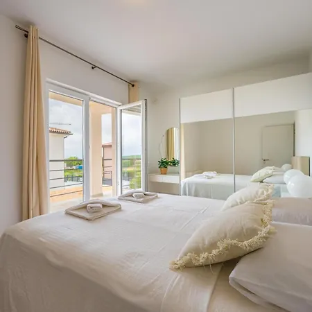 4 Schlafzimmer, 3 Badezimmer, Kueche, Wohnzimmer, Privater Pool, Grill بيت للعطل *